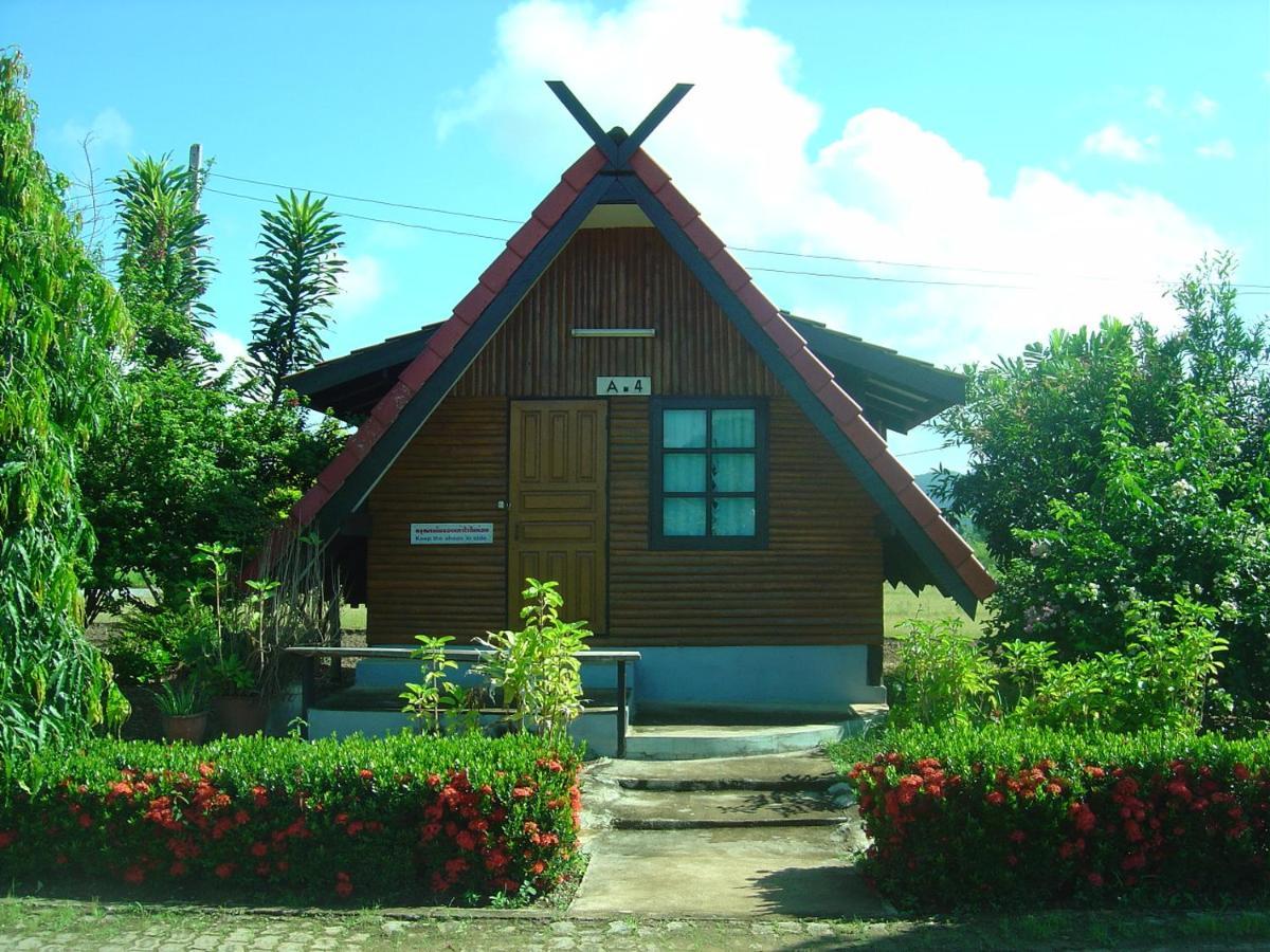 Mae Chaem Hotel And Resort Exterior foto