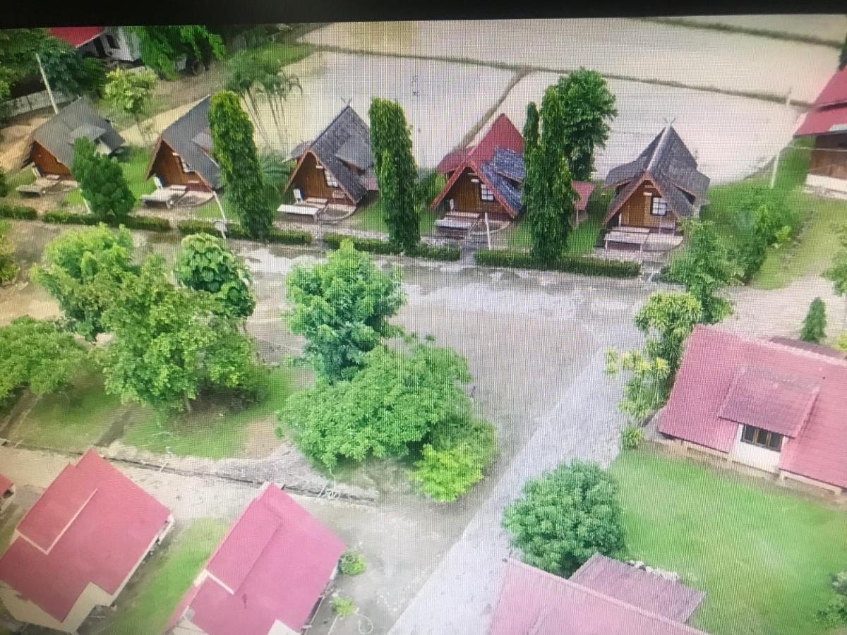 Mae Chaem Hotel And Resort Exterior foto