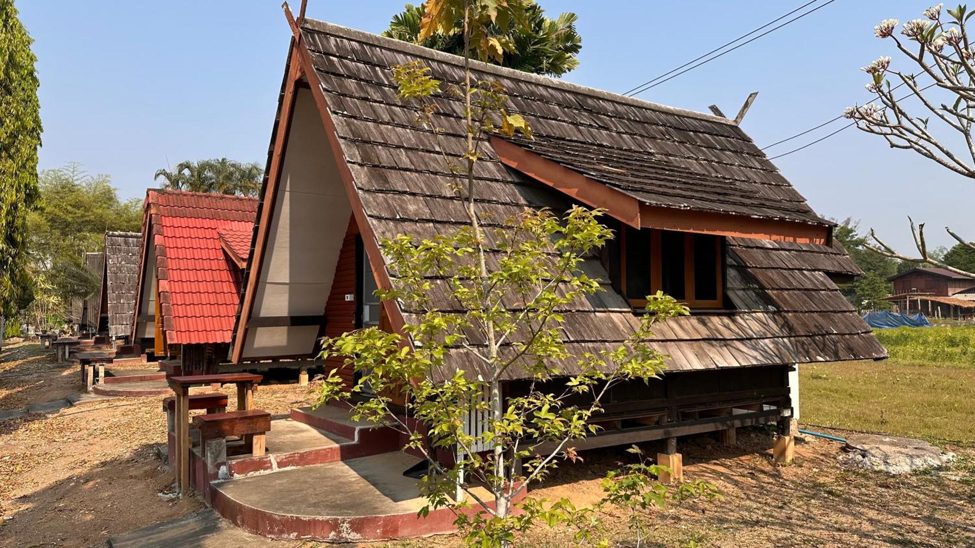 Mae Chaem Hotel And Resort Exterior foto
